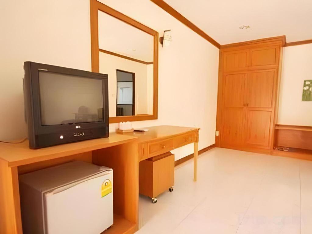 Golden Land Hotel Τσιανγκ Ράϊ Εξωτερικό φωτογραφία
