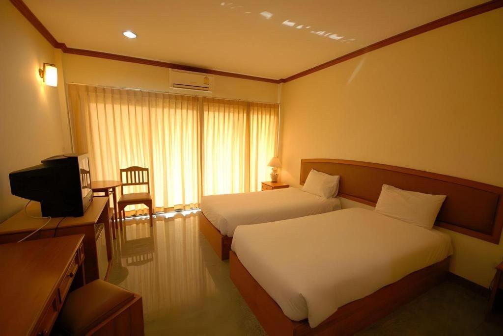 Golden Land Hotel Τσιανγκ Ράϊ Εξωτερικό φωτογραφία